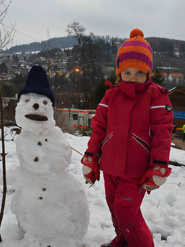 8500 Zuschauer haben am Samstag beim Weltcupskispringen in Neustadt den Sieg des Norwegers Johann Andre Forfang erlebt. Severin Freund wurde Fnfter, Andreas Wank aus Titisee Zehnter.