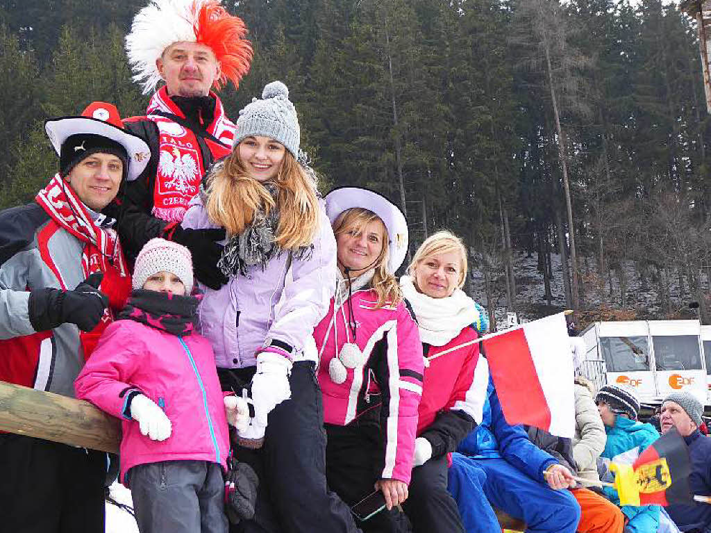 8500 Zuschauer haben am Samstag beim Weltcupskispringen in Neustadt den Sieg des Norwegers Johann Andre Forfang erlebt. Severin Freund wurde Fnfter, Andreas Wank aus Titisee Zehnter.