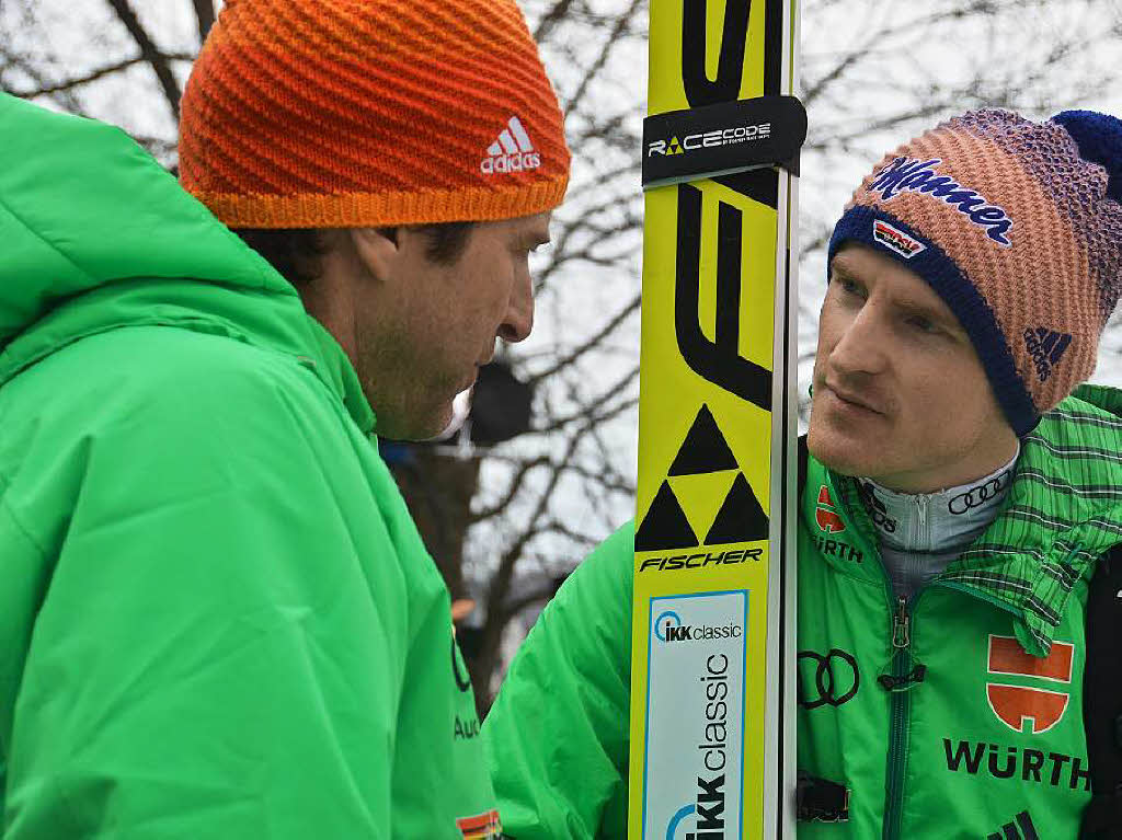 8500 Zuschauer haben am Samstag beim Weltcupskispringen in Neustadt den Sieg des Norwegers Johann Andre Forfang erlebt. Severin Freund wurde Fnfter, Andreas Wank aus Titisee Zehnter.