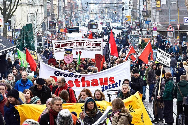 Der Demonstrationszug in der Freiburger Innenstadt  | Foto: Thomas Kunz