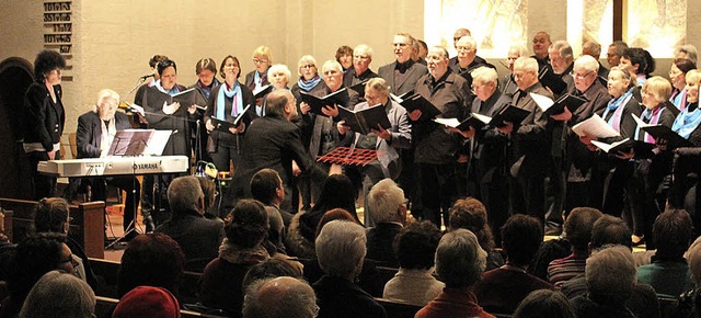 &#8222;TonArt&#8220; Nollingen sang in der Christuskirche.   | Foto: Katrin Zolnhofer
