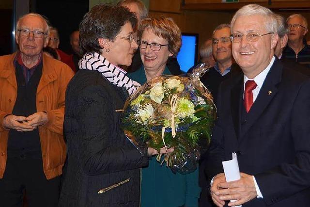 OB Dietz feiert Wahlsieg im Rathaussaal
