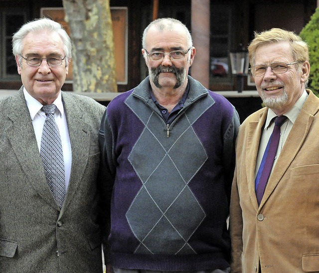 Rolf Kranz (rechts) ist der neue Vorsi...herapie und Gesundheit verabschiedet.   | Foto: Wolfgang Knstle