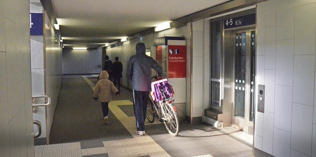 Jede Woche soll die Bahnhofsunterfhru...fringen-Kirchen nun gereinigt werden.   | Foto: Langelott