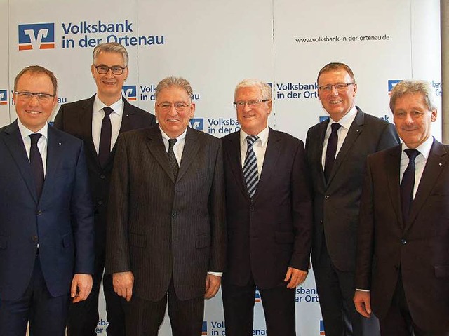 Vorstand und Aufsichtsrat der neuen &#8222;Volksbank in der Ortenau&#8220;  | Foto: hr