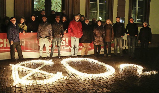 Licht aus und Kerzen an, hie es im ve... zur &#8222;Earth Hour&#8220;aufrufen   | Foto: Christoph Breithaupt