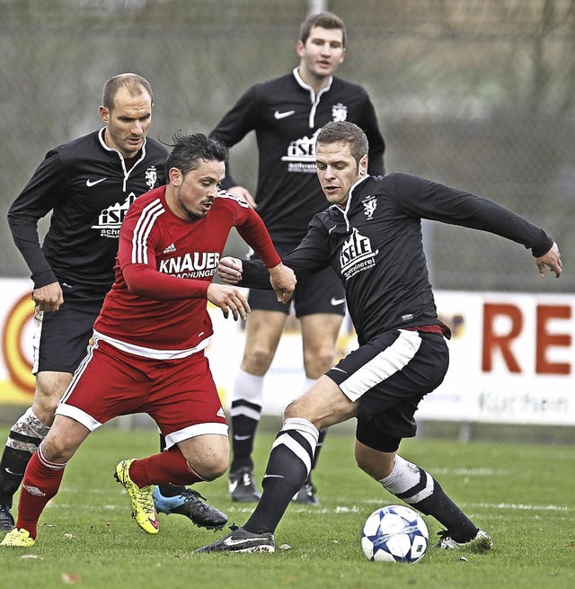 Fr die Bonndorfer &#8211; links Train...m Sonntag im Waldstadion gegen Salem.   | Foto: Wolfgang Scheu