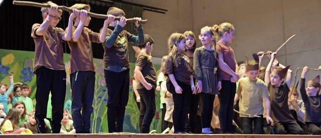 Eine sehr unterhaltsame Musicalauffhrung boten Auggener Grundschler.   | Foto: Beatrice Ehrlich