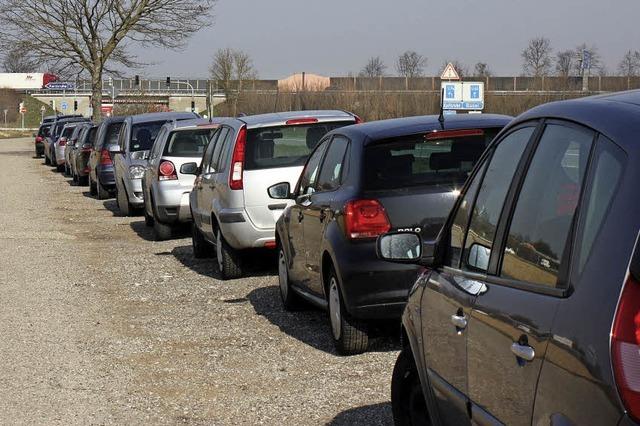 Leichter Parken an der Autobahn