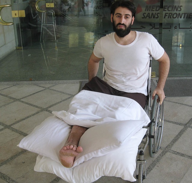 Moayad Skour hat ein Bein verloren, da...e wurde schon ein dutzendmal operiert.  | Foto: Inge Gnther