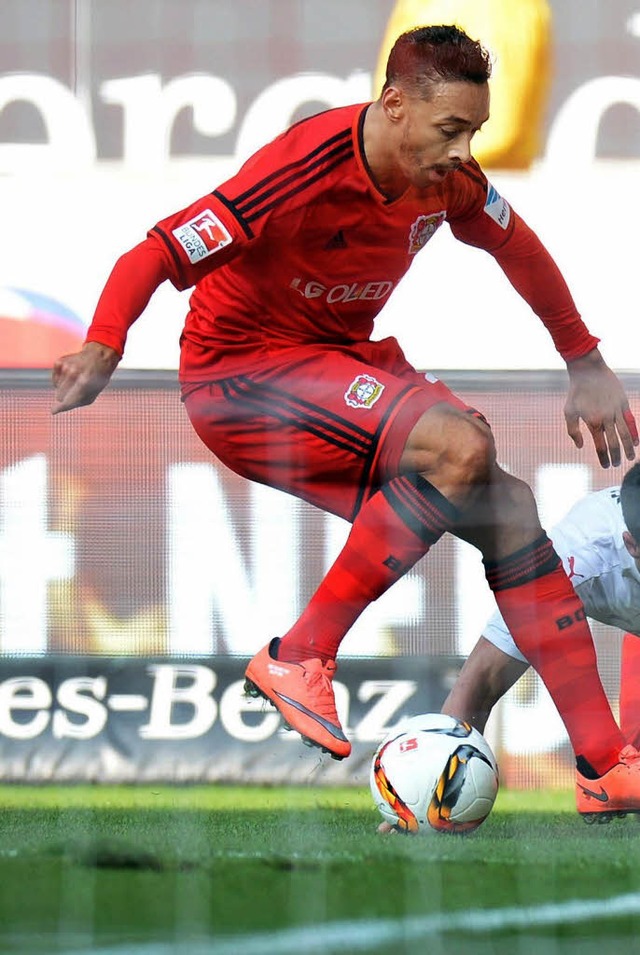 Karim Bellarabi war nur selten vom VfB Stuttgart zu stoppen.   | Foto: dpa