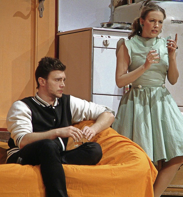 In der Komdie &#8222;Ein Apartment zu...er und Bela Klentze das WG-Leben auf.   | Foto: Frey