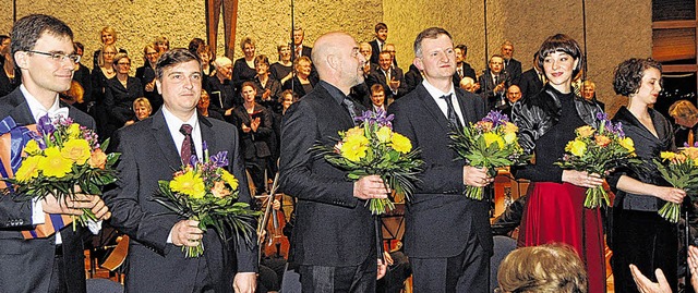 Genieen den verdienten Beifall (v.l.)...riam Feuersinger und Ursula Thurmair.   | Foto: Herbert Schnbele