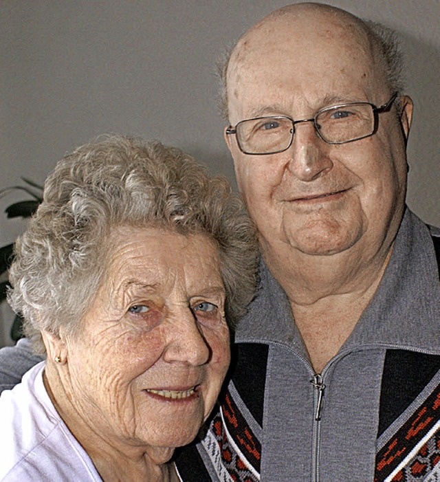 65 Jahre verheiratet sind Irmgard und Gnter Heyden.   | Foto: Probst