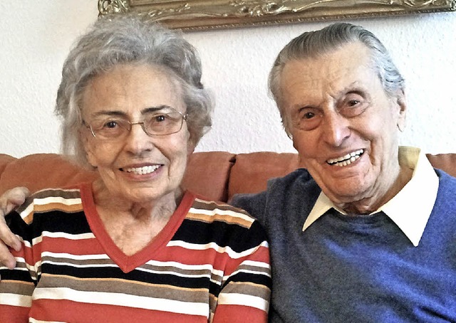 Das Ehepaar Hermann und Erna Unger feiert die diamantene Hochzeit.   | Foto: Georg Diehl