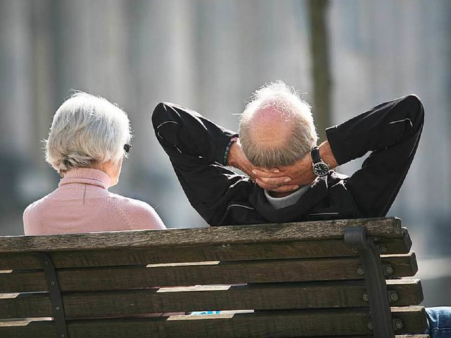 Das Leben lsst sich als Rentner leich...ie Einknfte nicht allzu niedrig sind.  | Foto: Stephan Scheuer