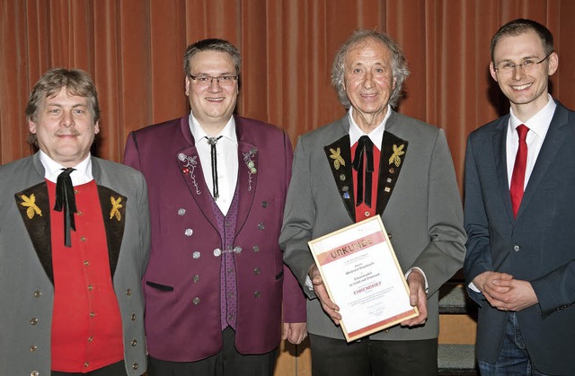 Winfried Rombach wurde beim Freundscha...dent Blasmusikverband Hochschwarzwald)  | Foto: Scheu