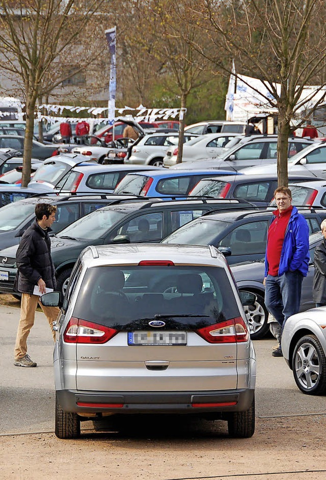 Ob Kleinwagen oder Familienkutsche &#8...m Segment eine breite Auswahl bereit.   | Foto: hf (2)