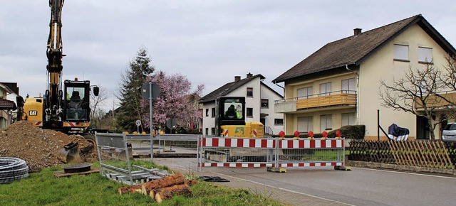 Von auen ist nicht viel zu sehen, der...chgang fr die Fugnger eingerichtet.  | Foto: Rolf Reimann