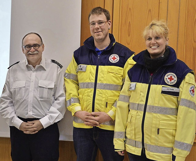 Thomas Wagner,  Leiter des Kriseninter...nd Daniel Marterer vom Zeller DRK mit.  | Foto: Rmmele