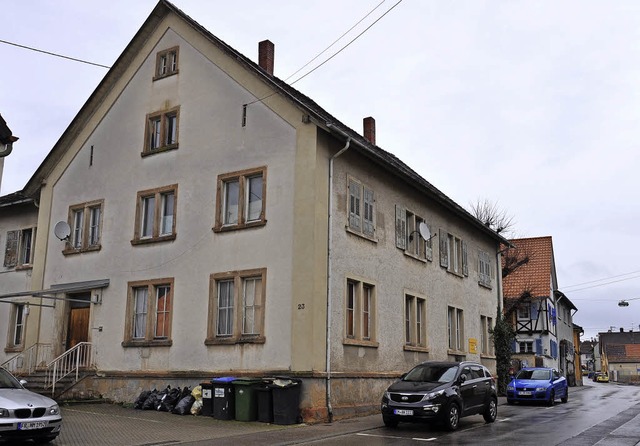 Das ehemalige Schulhaus an der Ihringe.... Das macht einigen Anwohnern Sorge.    | Foto: Kai Kricheldorff