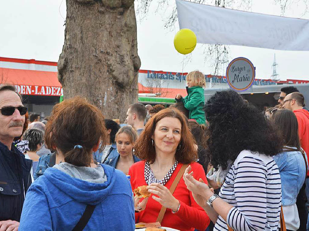 Reichlich Appetit brachten die 7000 Gste des BZ-Food-Truck-Fests mit auf das Gelnde der Alten Spinnerei in Lrrach-Haagen, wo die BZ ihr 70-jhriges Bestehen mit einer Party gefeiert hat.