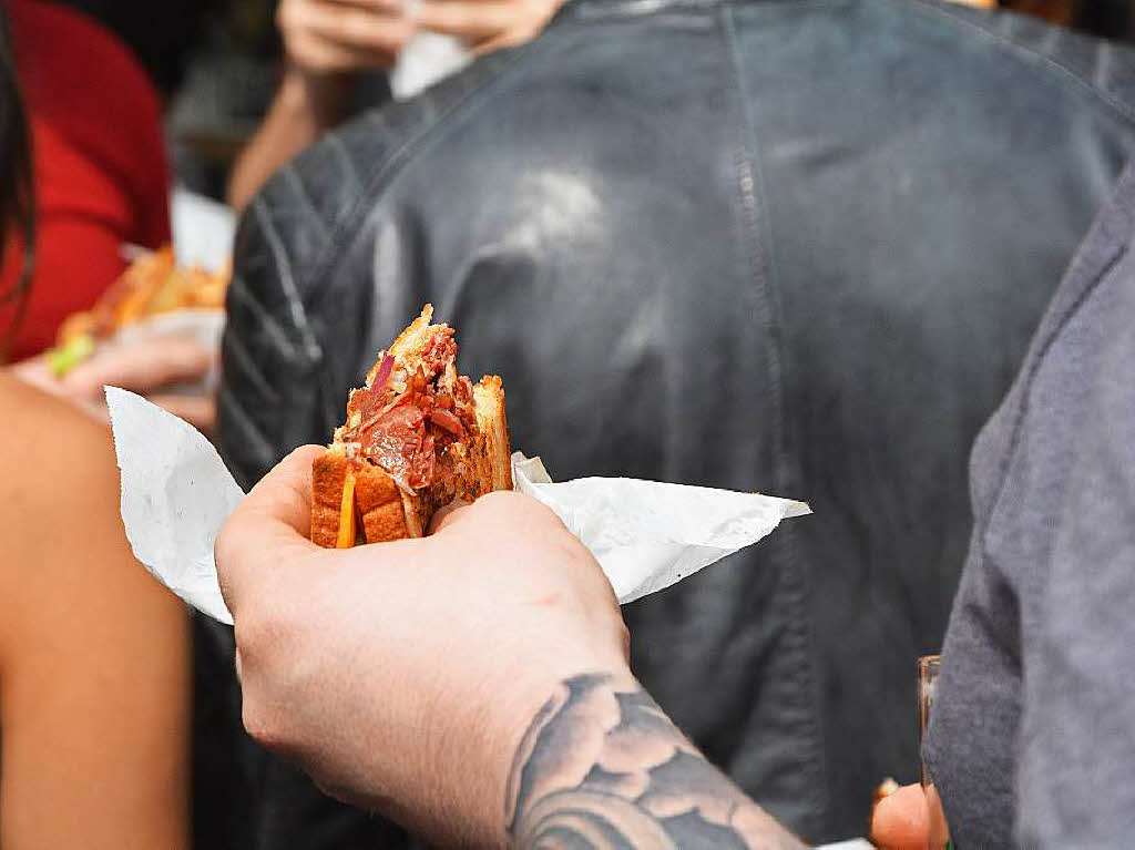 Reichlich Appetit brachten die 7000 Gste des BZ-Food-Truck-Fests mit auf das Gelnde der Alten Spinnerei in Lrrach-Haagen, wo die BZ ihr 70-jhriges Bestehen mit einer Party gefeiert hat.