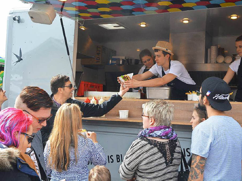 Reichlich Appetit brachten die 7000 Gste des BZ-Food-Truck-Fests mit auf das Gelnde der Alten Spinnerei in Lrrach-Haagen, wo die BZ ihr 70-jhriges Bestehen mit einer Party gefeiert hat.