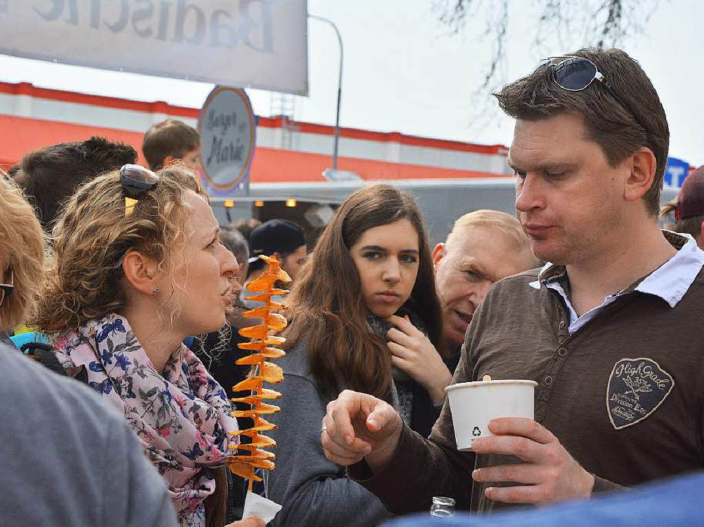 Reichlich Appetit brachten die 7000 Gste des BZ-Food-Truck-Fests mit auf das Gelnde der Alten Spinnerei in Lrrach-Haagen, wo die BZ ihr 70-jhriges Bestehen mit einer Party gefeiert hat.