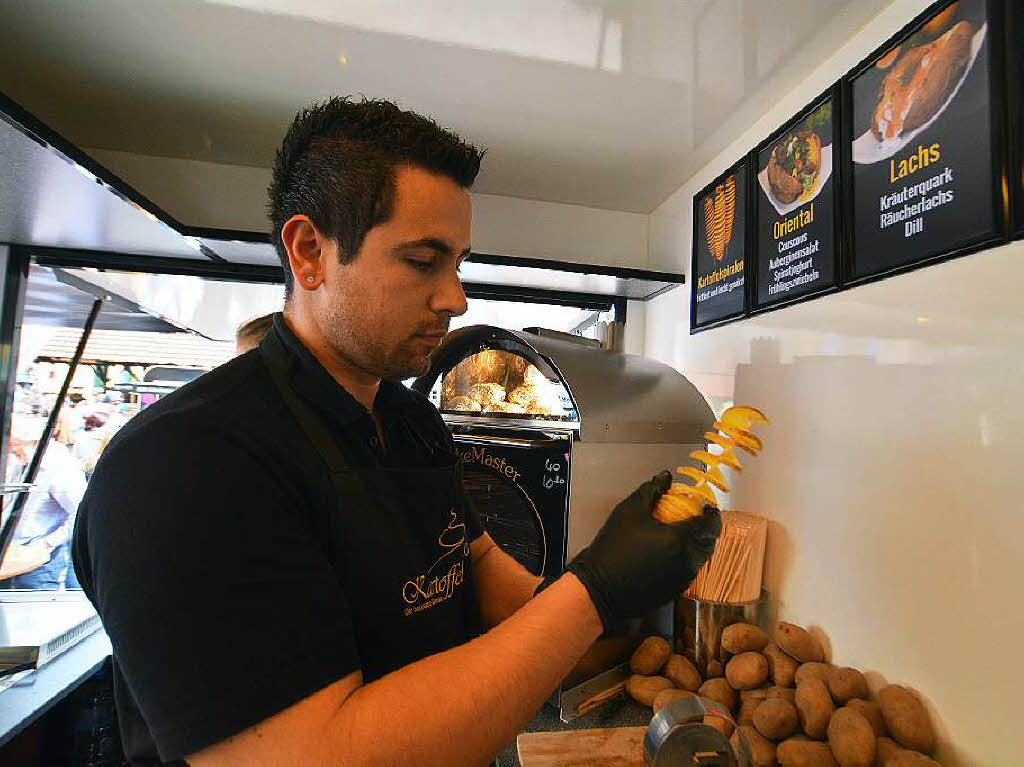 Reichlich Appetit brachten die 7000 Gste des BZ-Food-Truck-Fests mit auf das Gelnde der Alten Spinnerei in Lrrach-Haagen, wo die BZ ihr 70-jhriges Bestehen mit einer Party gefeiert hat.