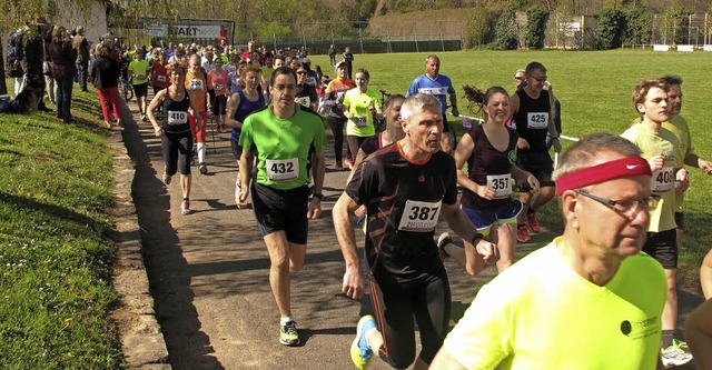 Auf ebenso viele Teilnehmer wie  im ve...TV Rheinweiler fr den Rheinauenlauf.   | Foto: Jutta Schtz