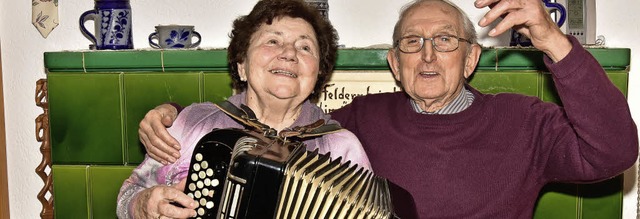 Seit 60 Jahren stimmt der Ton: Klara u...ckersheim feiern  diamantene Hochzeit.  | Foto: Dieter Erggelet