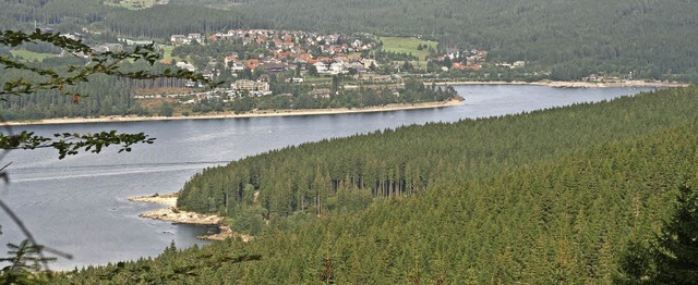 Der Schluchsee &#8211; fr die einen  ...r das Schluchseewerk ein Speichersee.   | Foto: Roswitha Klaiber