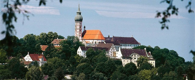 Idylle unter wei-blauem Himmel: Kloster Andechs  | Foto: gms