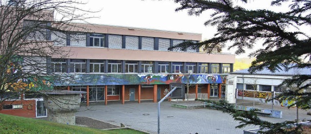 Die August-Macke-Schule in Kandern stt mit ihrem Raumbedarf an Grenzen.   | Foto: LANGELOTT