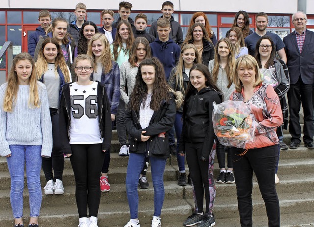 14 Mdchen und sieben Jungen aus Engla...r deutschen Schul- und Familienalltag.  | Foto: Martha Weishaar