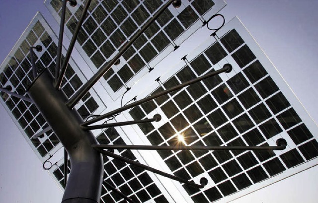 Sonnenkollektoren knnen gengend Flc..., um ein Haus mit Strom zu versorgen.   | Foto: DPA