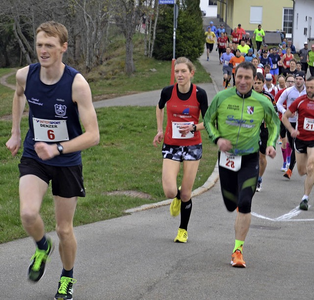 Bergauf beim Weihermooslauf: Der Buben...g und erreichte als Zweiter das Ziel.   | Foto: junkel