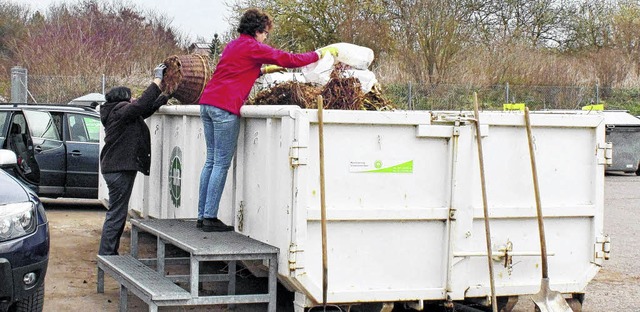 Die Grngutabgabe am Brunlinger Werts...lches treppenartiges Podest erfolgen.   | Foto: Dagobert Maier