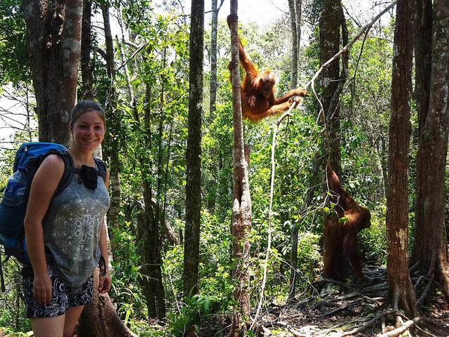 Nadine Kiefer aus Gersbach erfllte si... Weltreise: Orang-Utans  live erleben.  | Foto: Nadine Kiefer