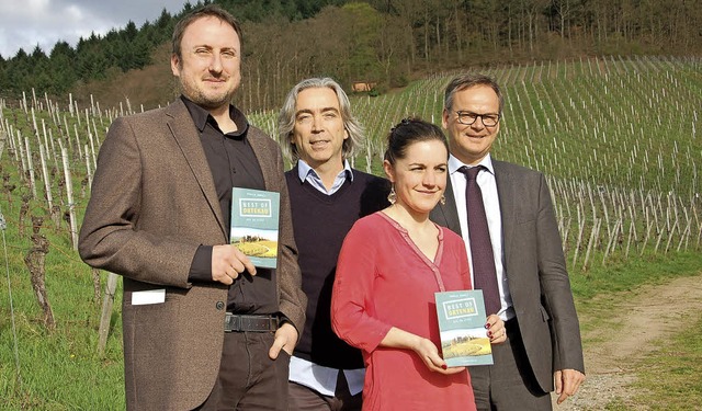 Sonnenverwhnte Ortenau (von links): M...er bei der Prsentation des Bchleins   | Foto: Rderer