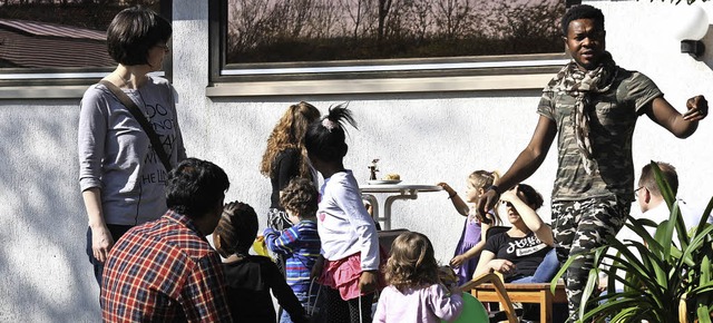 Multikulturelle Begegnung in Bahlingen...m die Kinder fanden schnell Kontakt.    | Foto: Ch. Franz