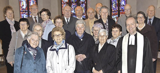 In der Bahlinger Bergkirche wurde das ...nahme zeigt die eisernen Konfirmanden.  | Foto: Alfred Peter