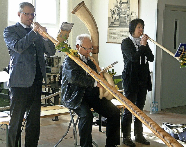 Mit Alphornklngen erffneten Ute Simo...Saison im Technischen Museum Fahrnau.   | Foto: Roswitha Frey