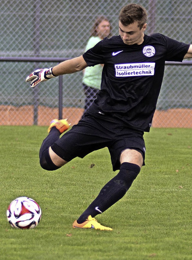 Fr  den Sulzer Torwart Andreas Braun  ist die Fuball-Saison schon vorbei.   | Foto:  Bettina Schaller