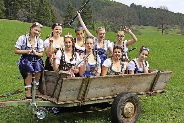 Im Dirndl die groe Bhne rocken