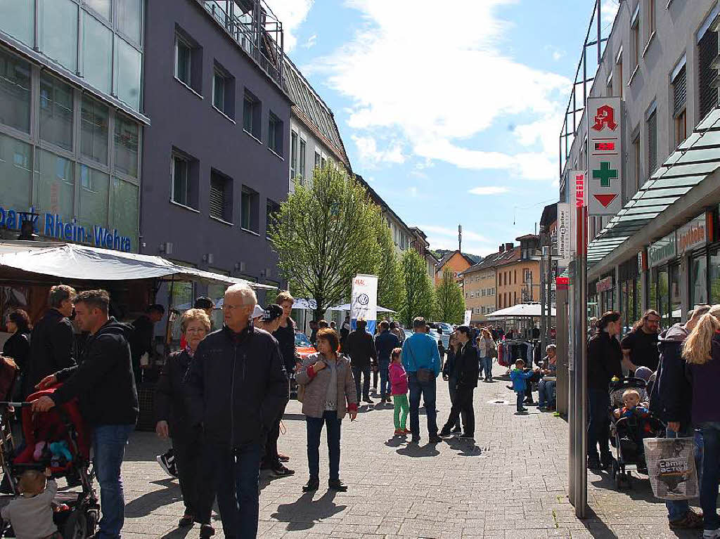 Bunt und vielfltig ging es zu beim Bad Sckinger Frhlingsfest.