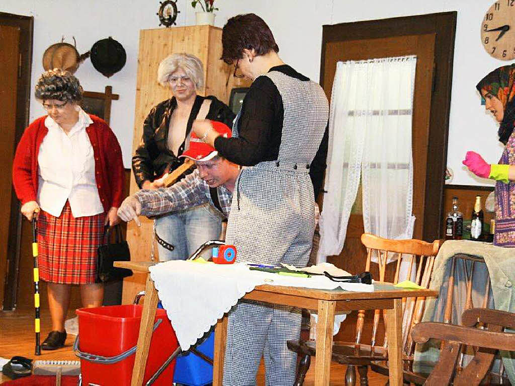 Impressionen vom Laientheater der Kolpingsfamilie Rotzingen.