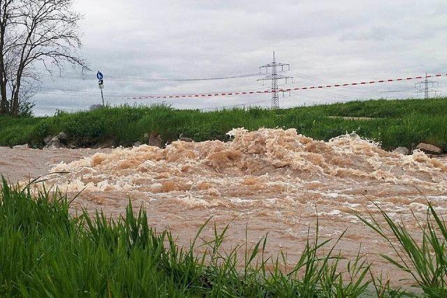 Hochwasser hält Bad Krozinger Feuerwehr in Atem