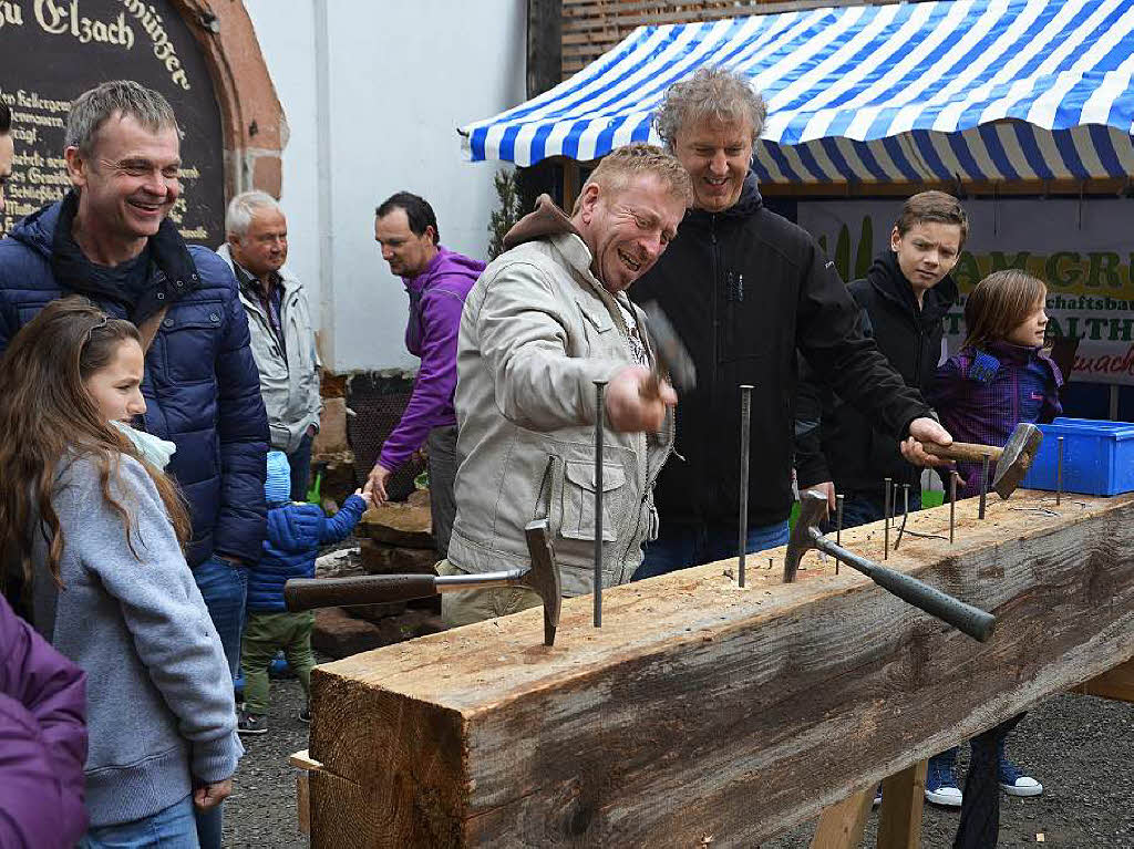 Elzacher Handwerker zeigten, was sie knnen und beim Altstadt-Antikmarkt gab es allerlei Raritten. Fotos von Nikolaus Bayer, Bernd Fackler und Roland Gutjahr.